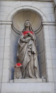 À SAINT-ÉTIENNE DU MONT