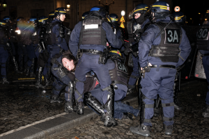 CAGE À MATRAQUES