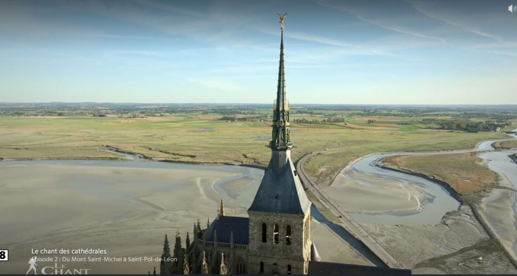 LE CHANT DES CATHÉDRALES PAR HENRI D'ANSELME